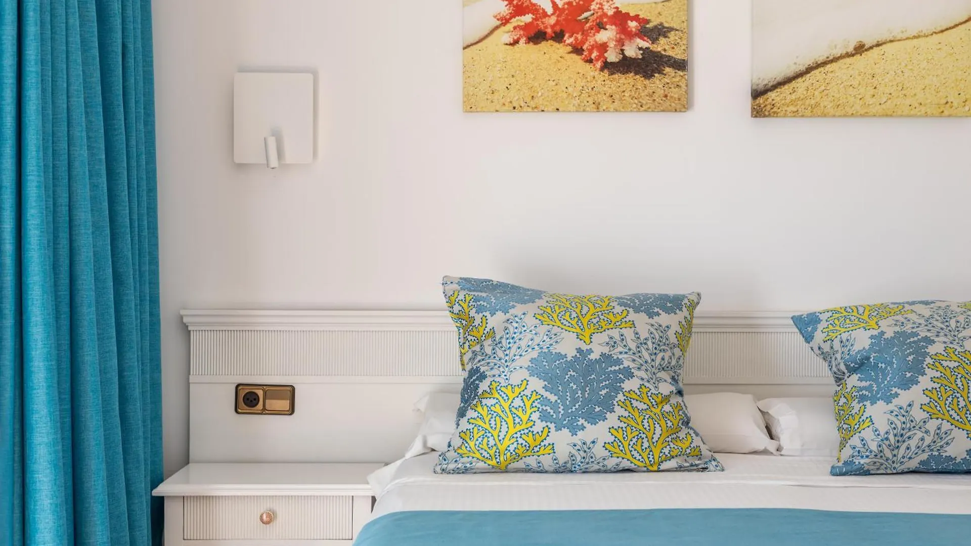 Hostal Neptuno Παγκουέρα