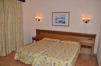 Hostal Neptuno Peguera 3*,