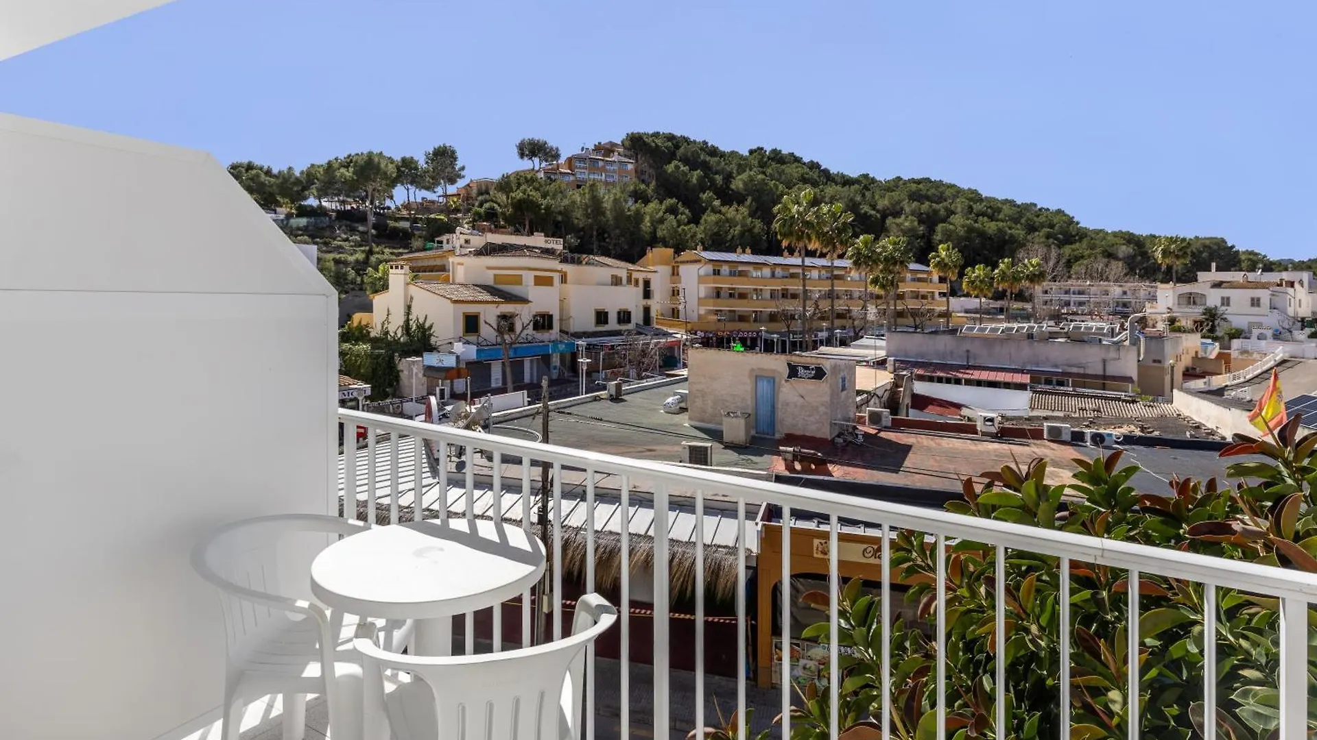 Hostal Neptuno Peguera