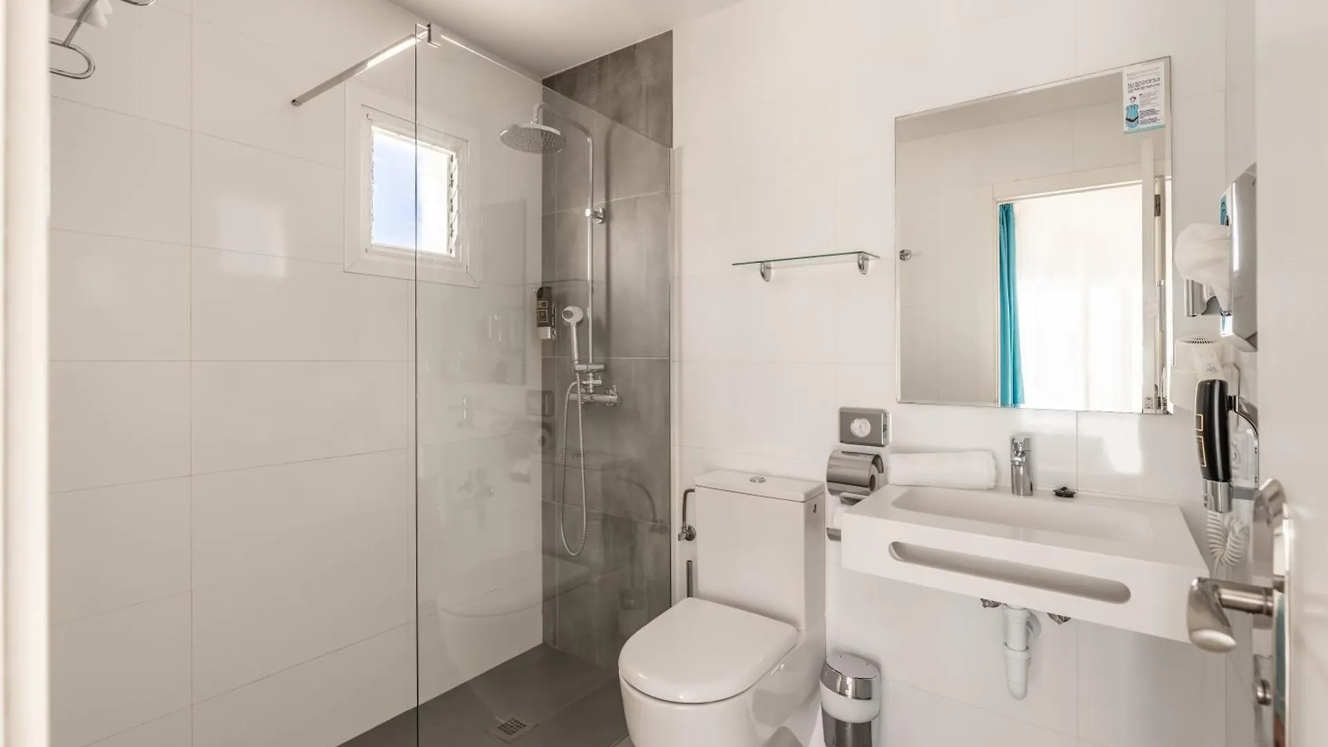 *** Pensionat Hostal Neptuno Peguera Spanien
