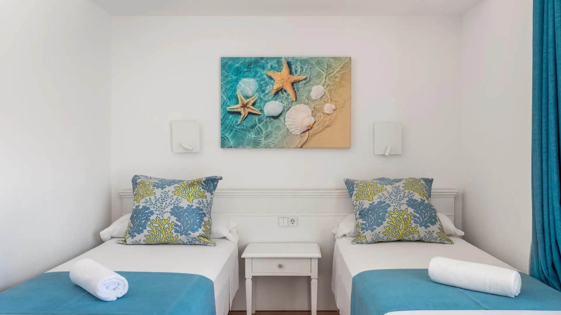 Hostal Neptuno Peguera 3*,  Spanien