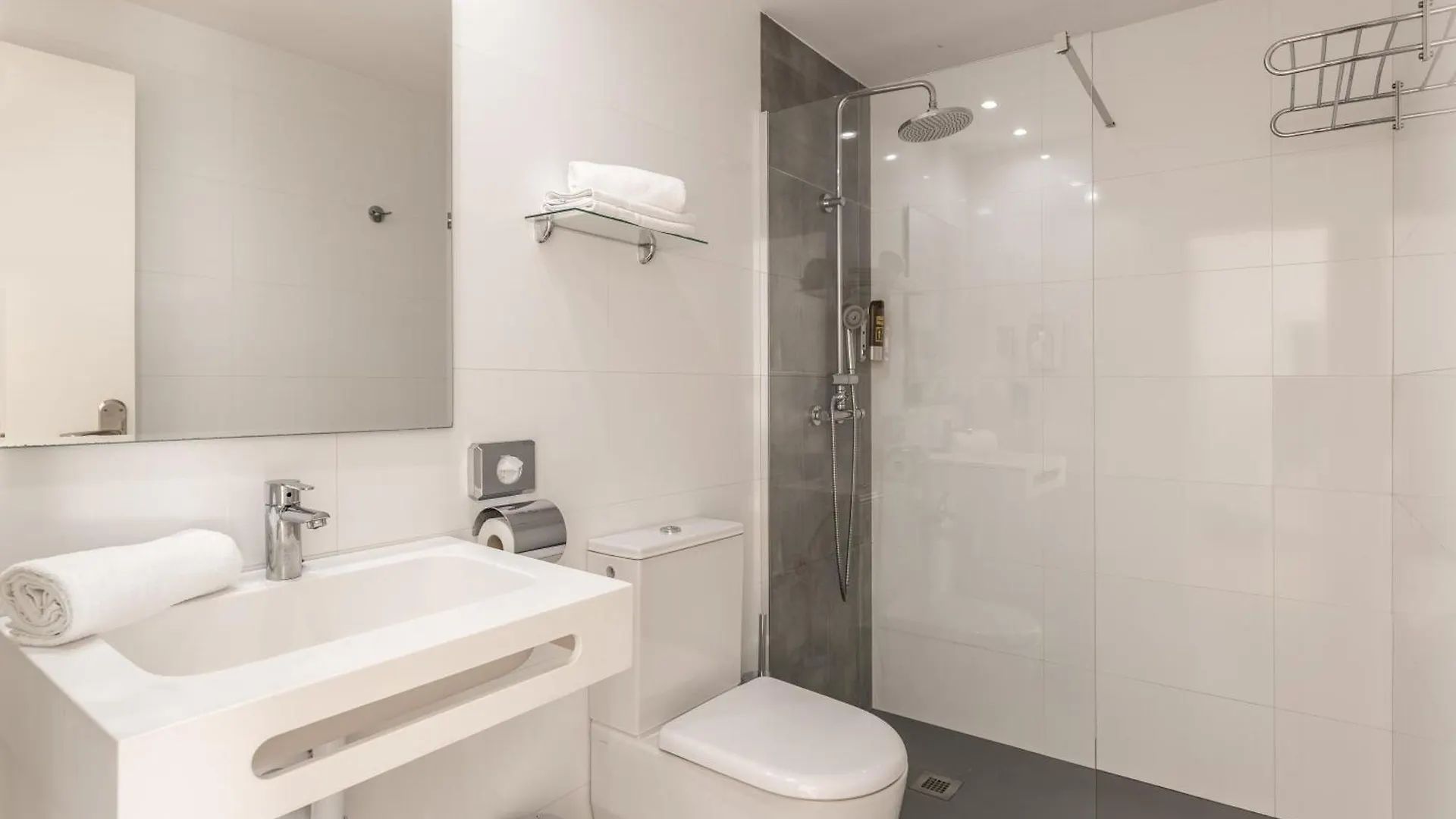 Hostal Neptuno Paguera